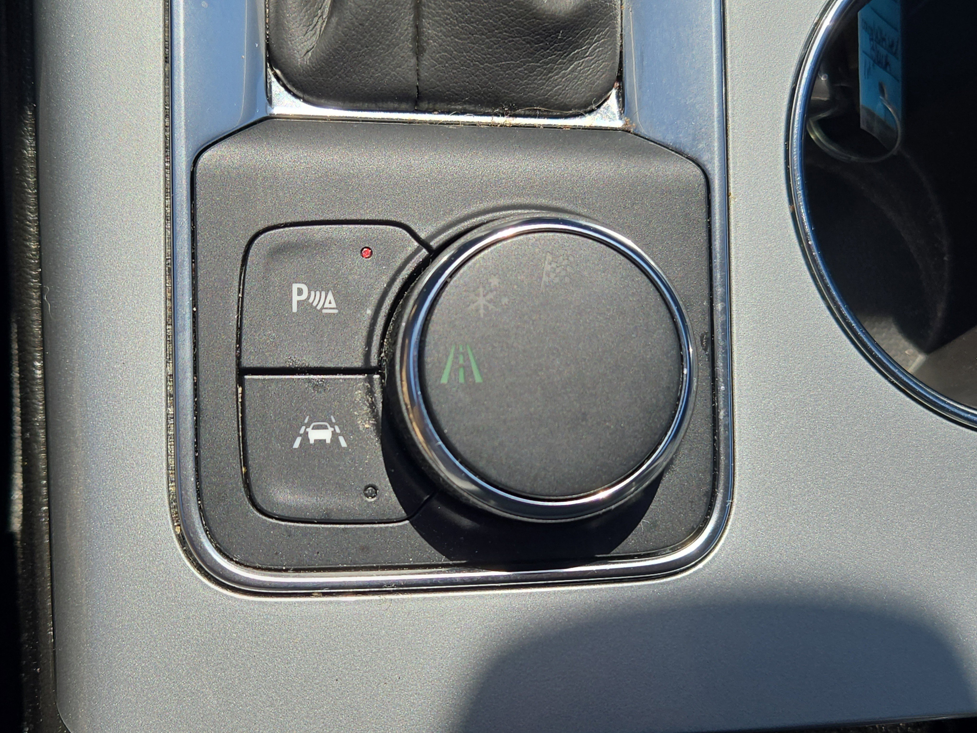 Used 2024 Chevrolet Blazer LT w/ Convenience Package image 30