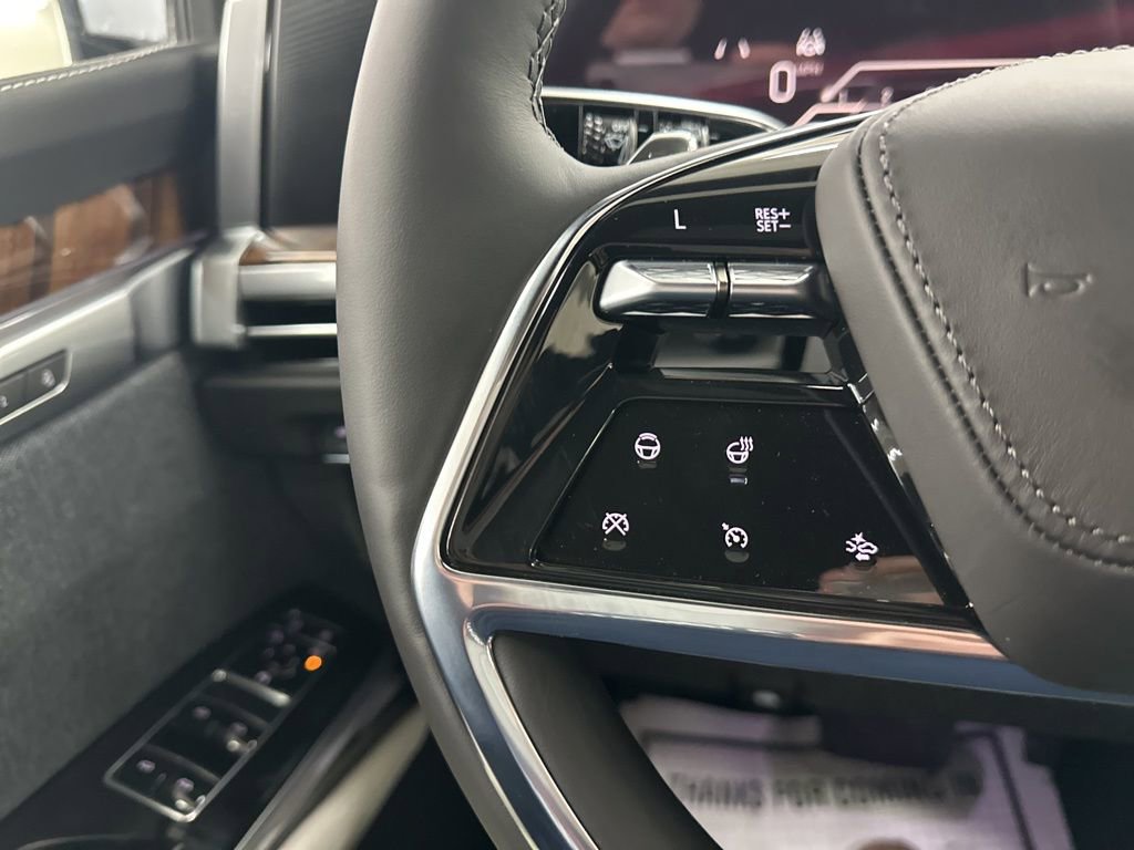 New 2026 Cadillac Escalade Platinum Sport w/ LPO, ONYX Package image 32