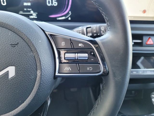 Certified 2025 Kia Seltos S image 24