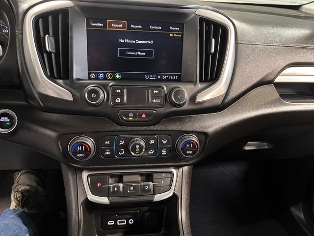 Used 2024 GMC Terrain SLT image 30