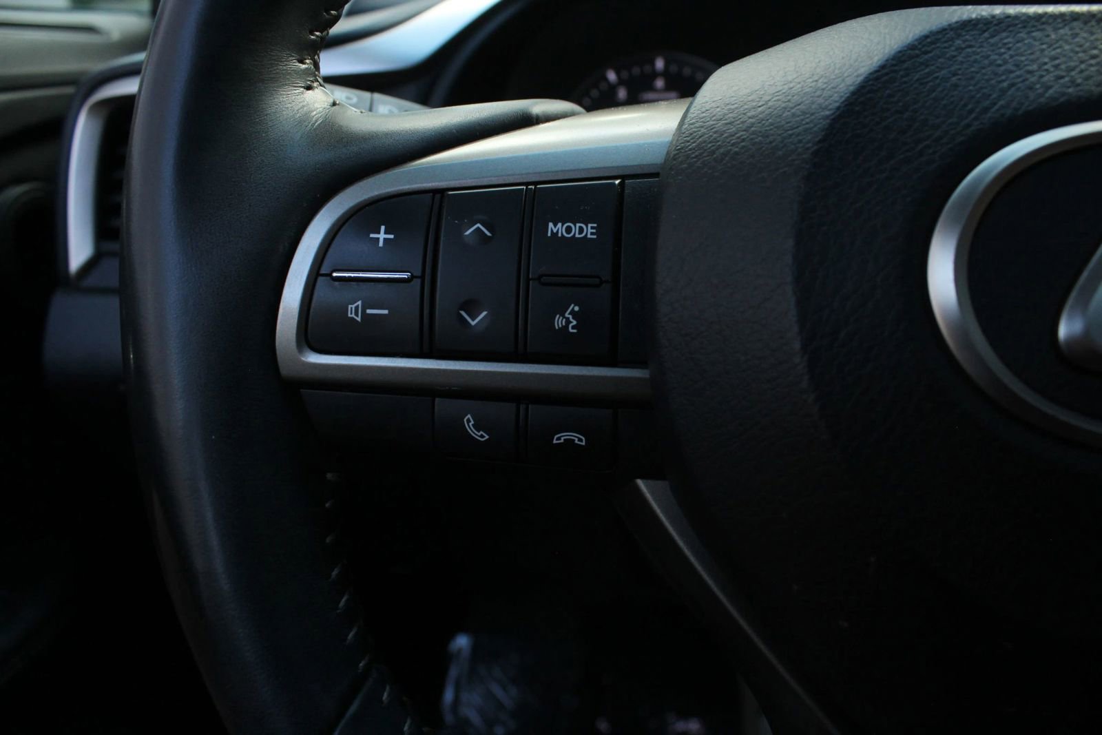 Used 2016 Lexus RX 350 AWD w/ Premium Package image 28