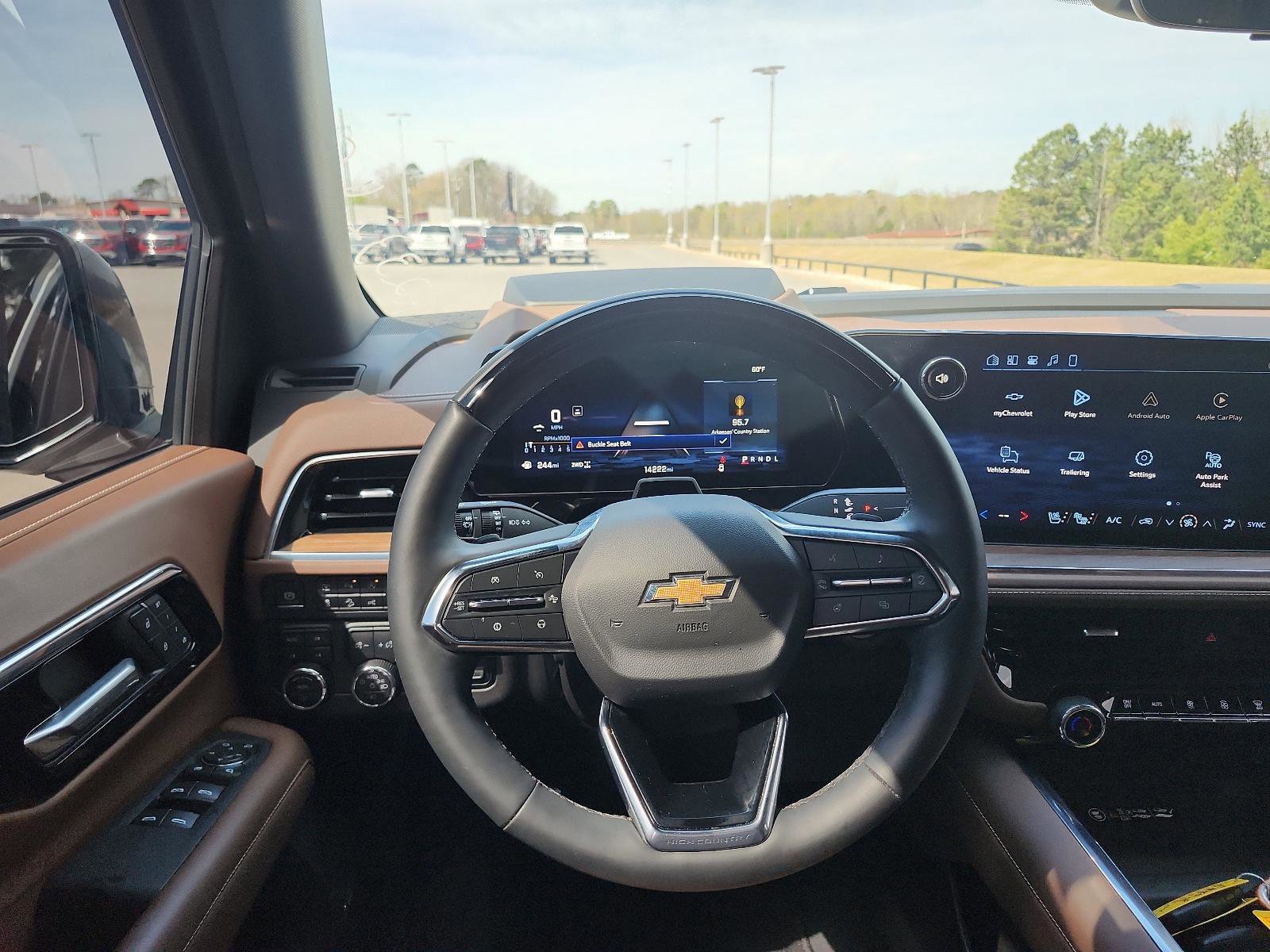 Used 2025 Chevrolet Tahoe High Country image 14