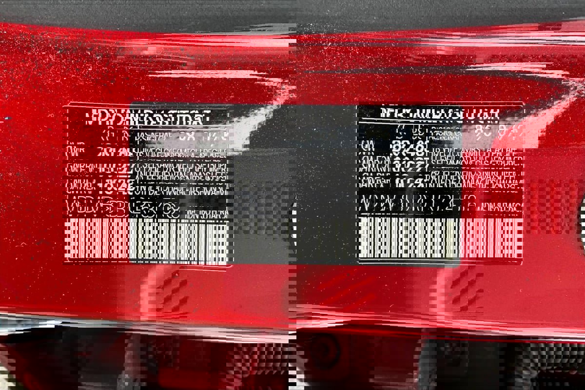 Used 2020 Mercedes-Benz C 300 Sedan w/ Premium Package image 33