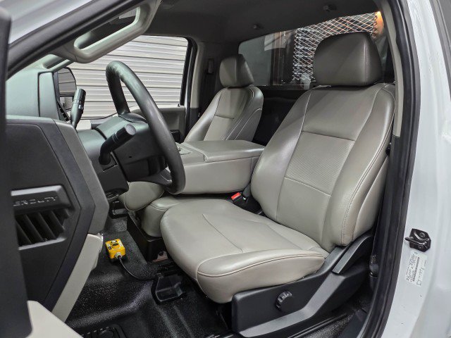 Used 2021 Ford F550 Luxury RWD image 18