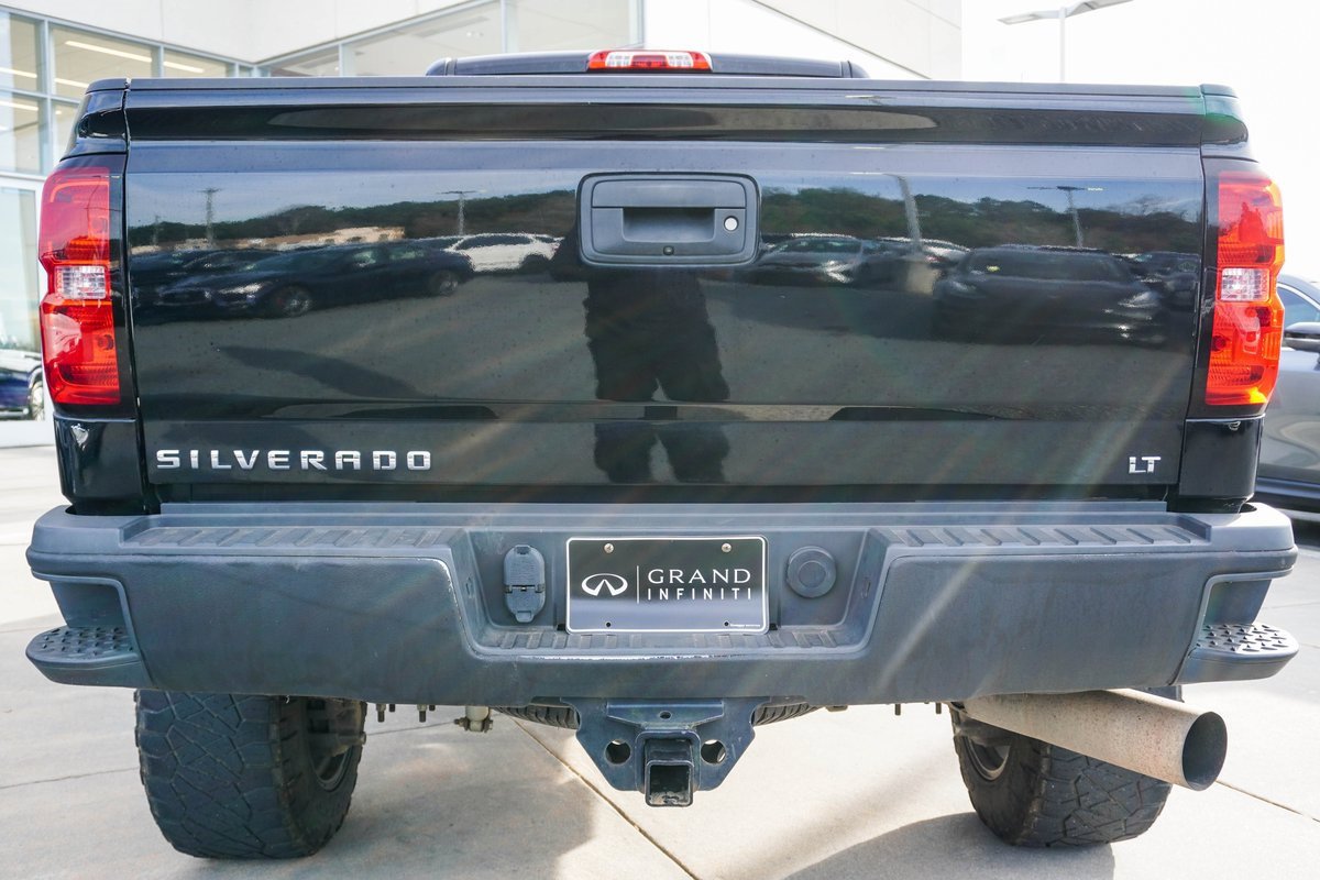 Used 2016 Chevrolet Silverado 2500 LT w/ LT Convenience Package image 10