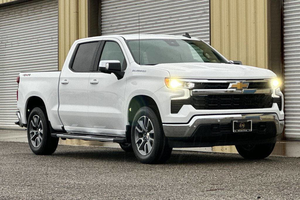 New 2026 Chevrolet Silverado 1500 LT w/ All Star Edition Plus image 9