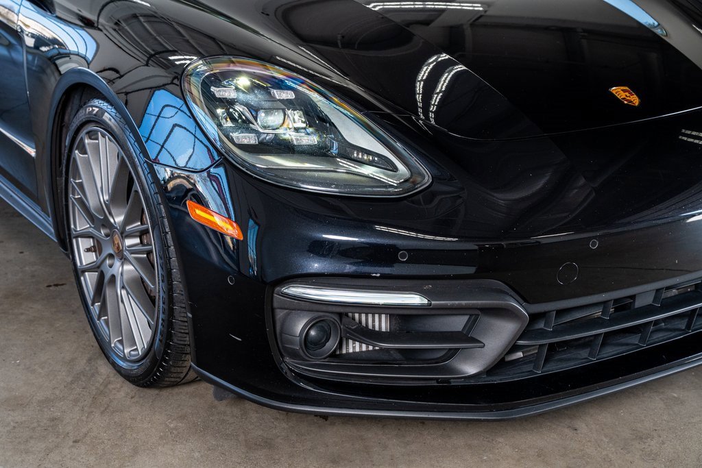 Used 2023 Porsche Panamera Platinum Edition image 18