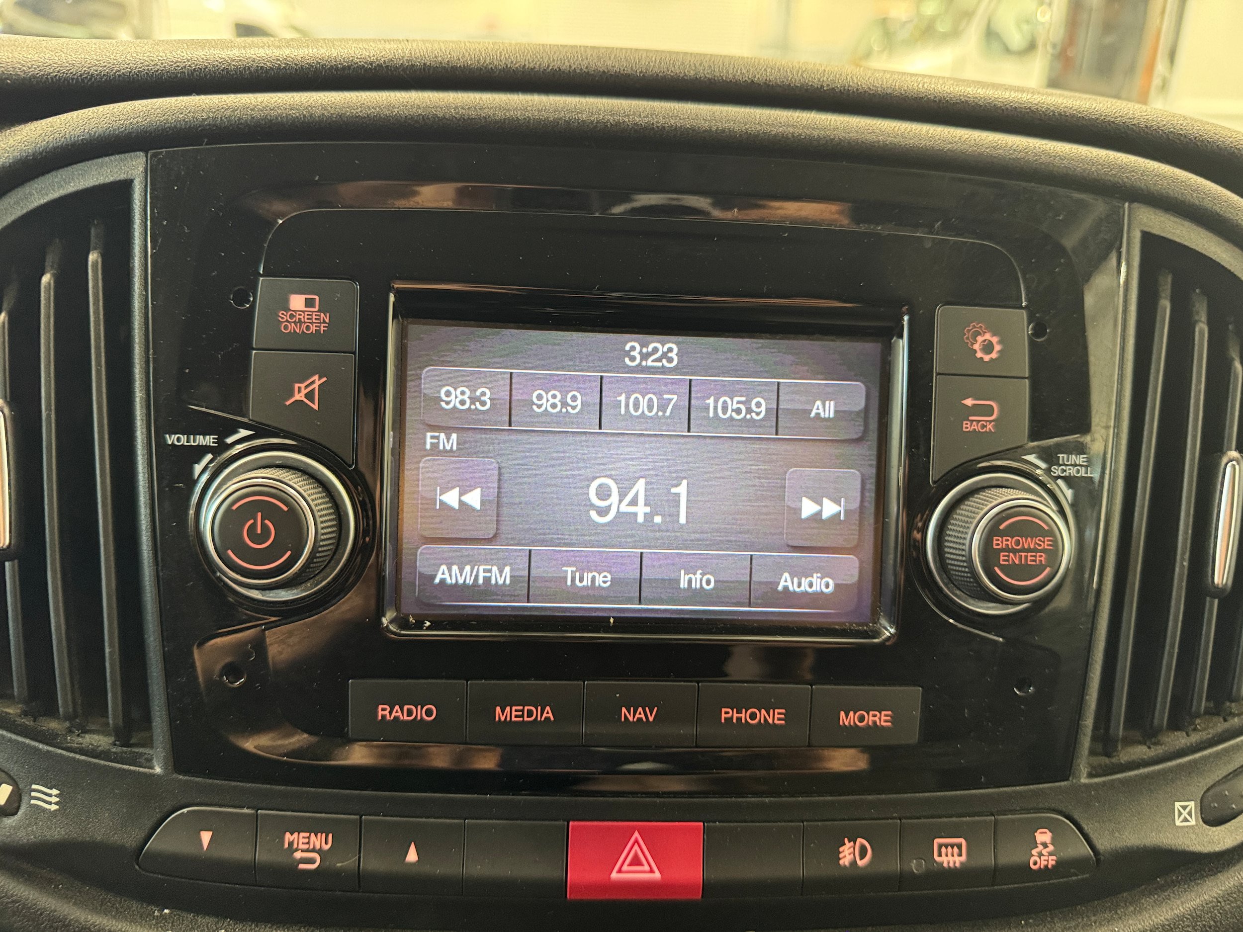 Used 2020 Nissan NV200 SV w/ Back Door Glass Package FWD image 16