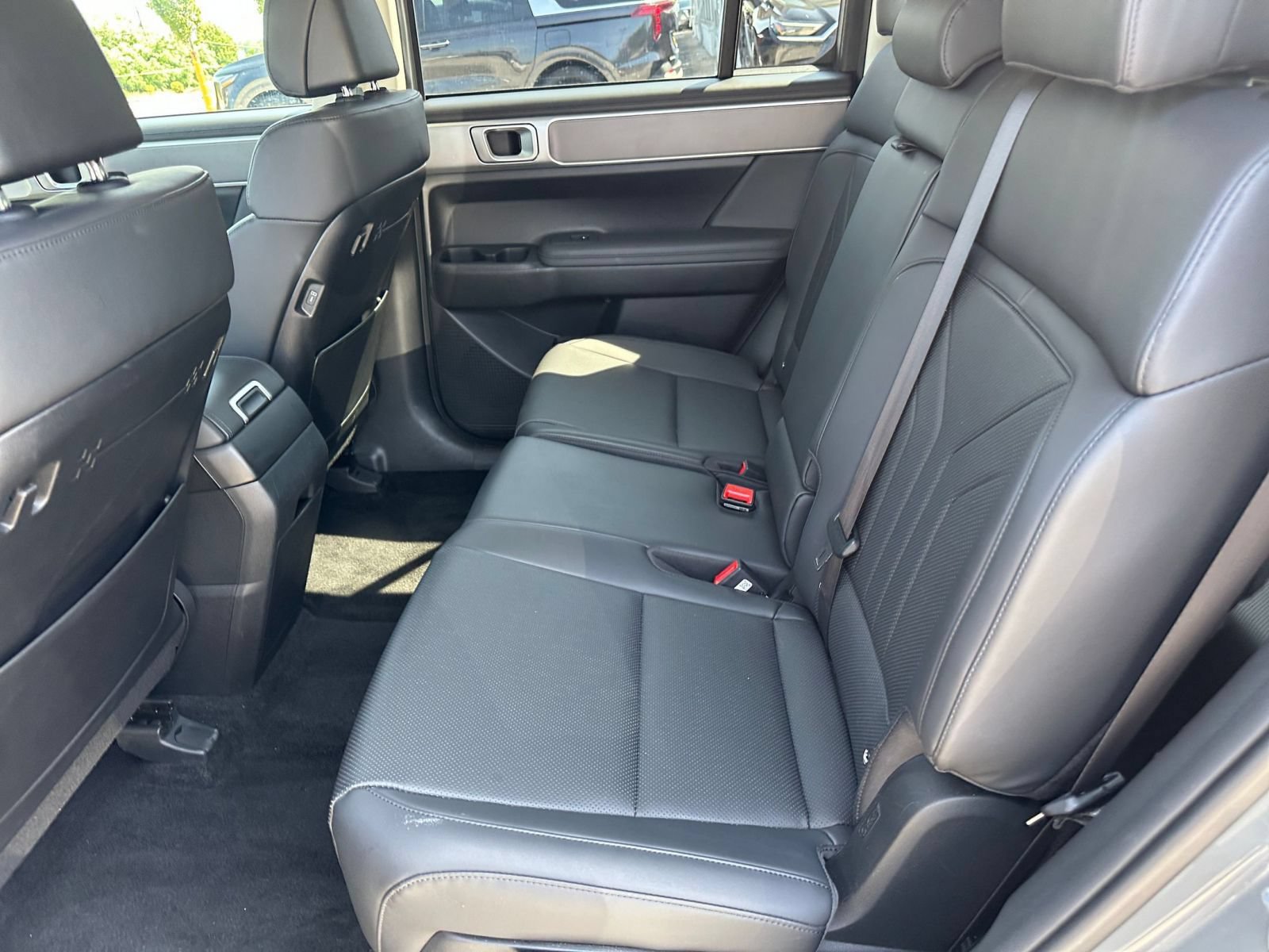 Used 2026 Hyundai Santa Fe SEL AWD/4WD image 27