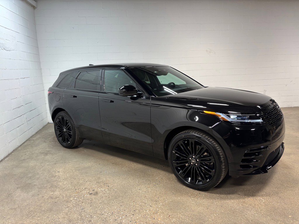 New 2026 Land Rover Range Rover Velar Dynamic SE image 5