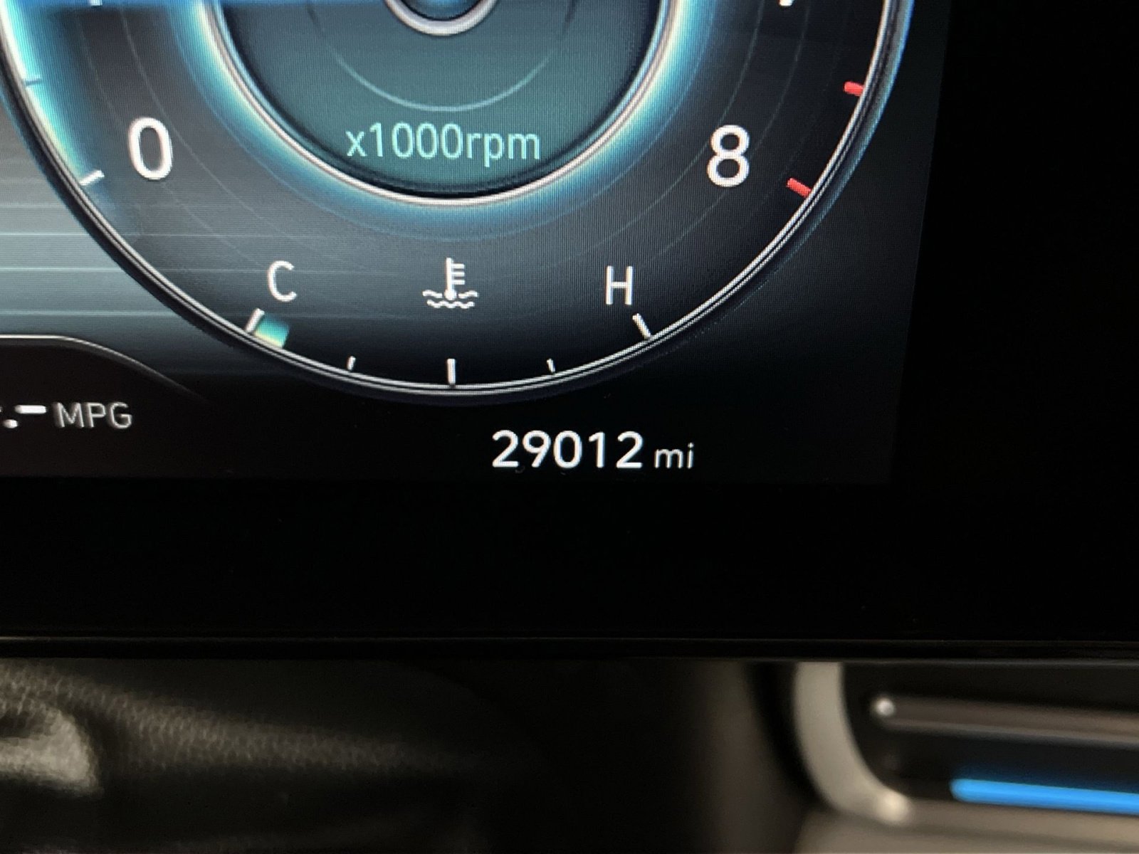 Used 2021 Hyundai Elantra Limited w/ Cargo Package image 17