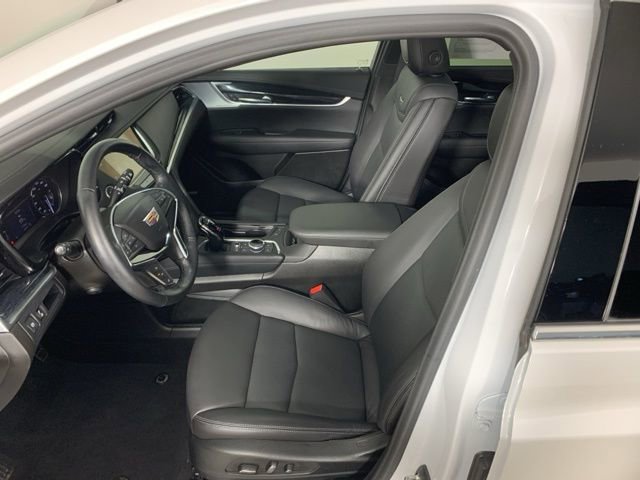 Used 2024 Cadillac XT5 Premium Luxury w/ LPO, Floor Liner Package image 29