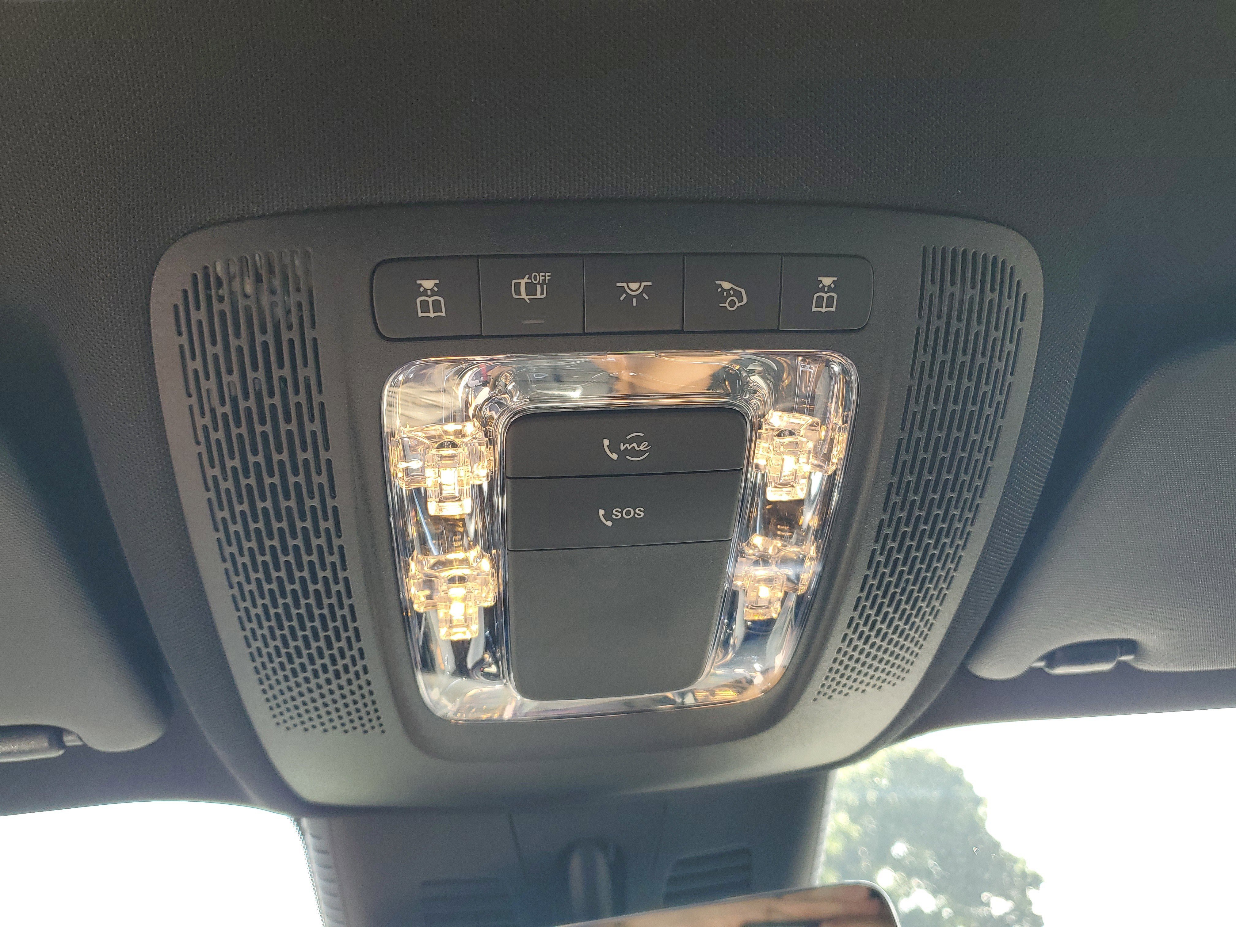 Certified 2025 Mercedes-Benz GLB 250 image 31