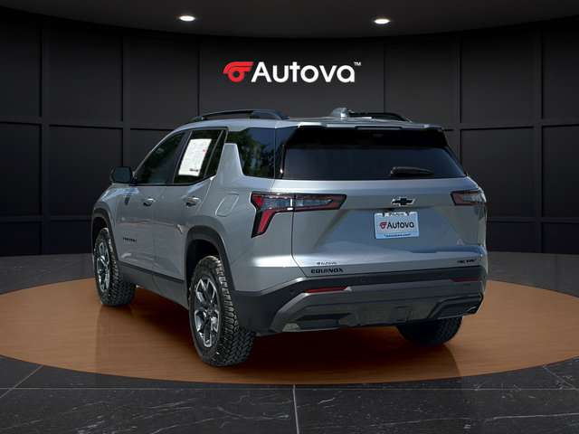 Used 2026 Chevrolet Equinox ACTIV w/ Convenience Package III FWD image 3