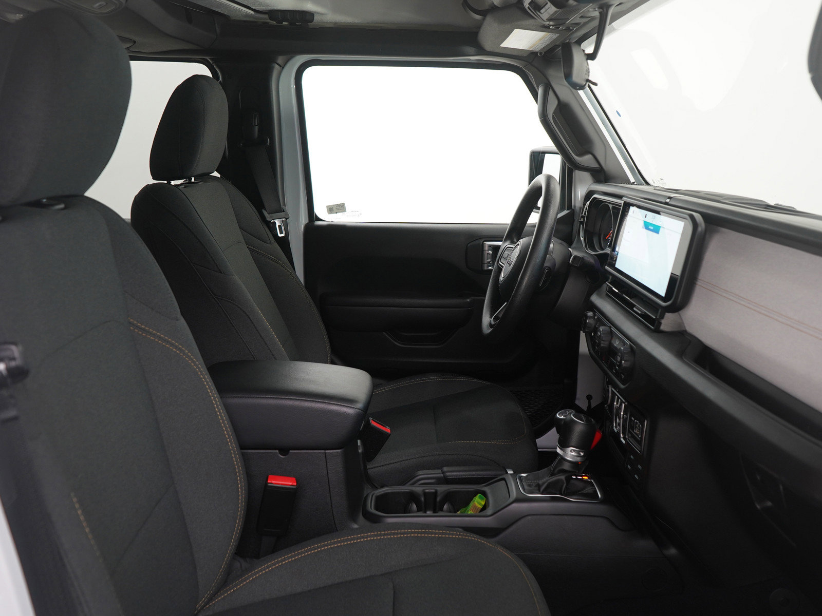 Used 2025 Jeep Gladiator Sport image 11