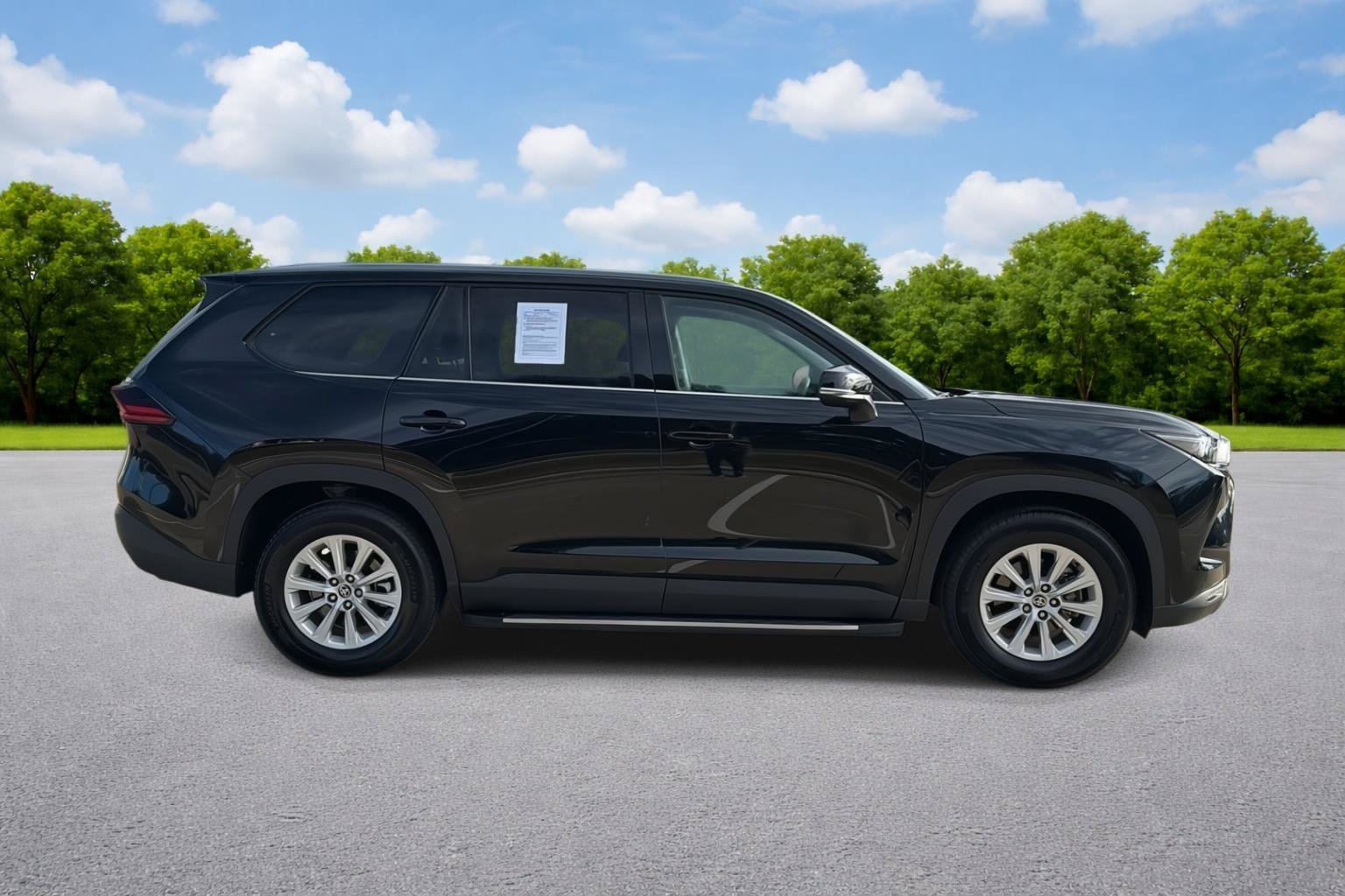 Used 2026 Toyota Grand Highlander AWD image 8
