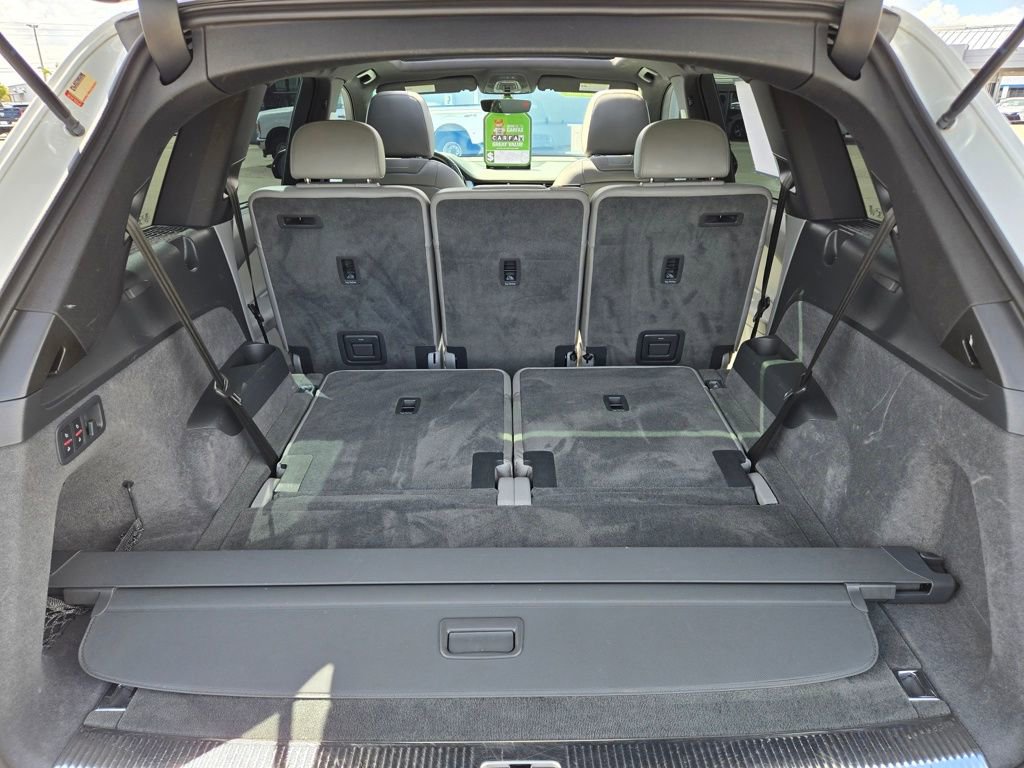 Used 2018 Audi Q7 3.0T AWD/4WD image 20