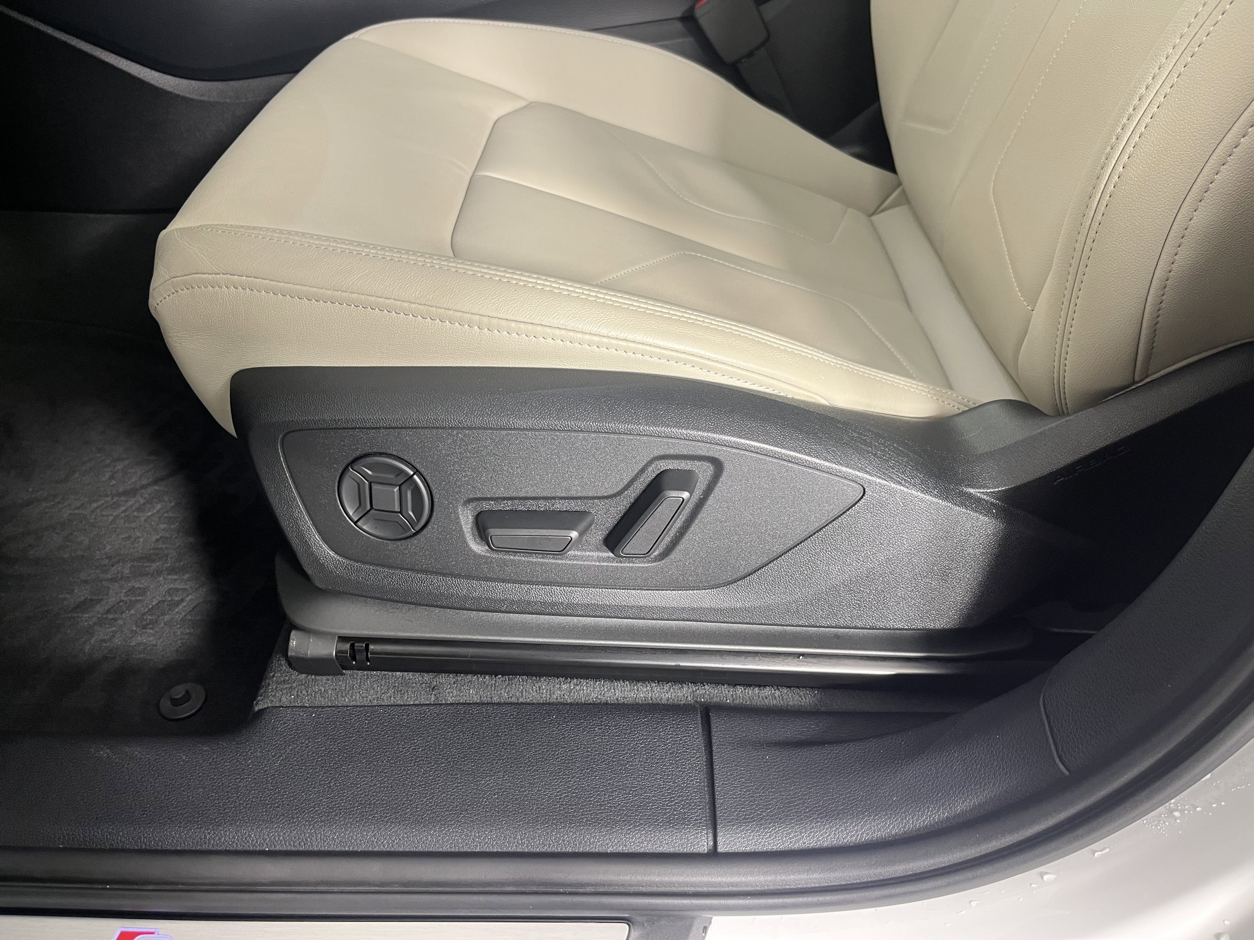 Used 2022 Audi Q3 2.0T Premium image 20