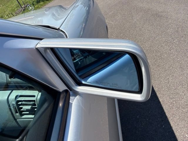 Used 1999 Mercedes-Benz E 320 4MATIC Sedan image 6