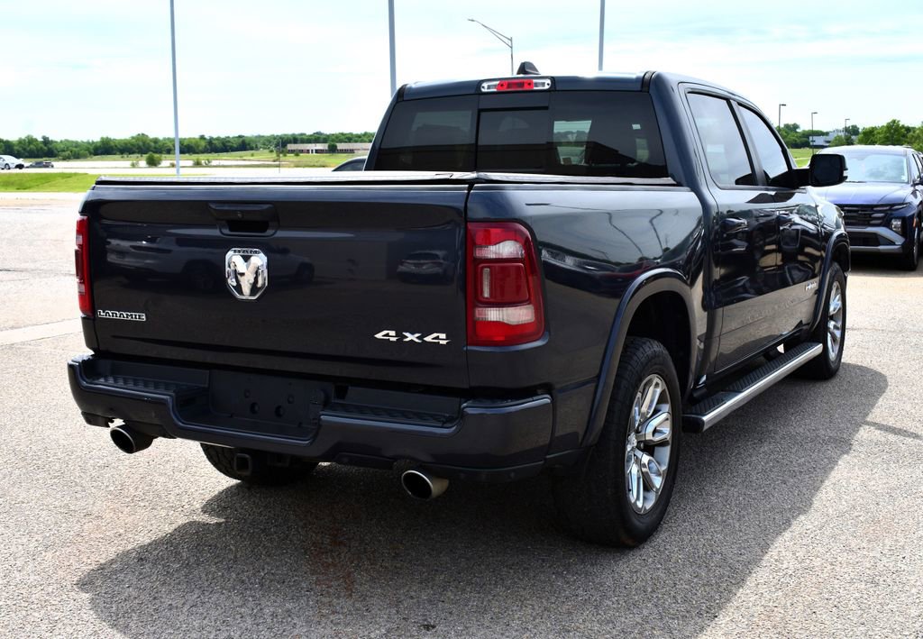 Used 2019 RAM 1500 Laramie AWD/4WD image 3