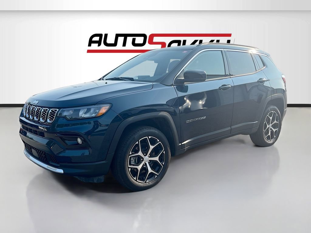 Used 2024 Jeep Compass Limited image 3
