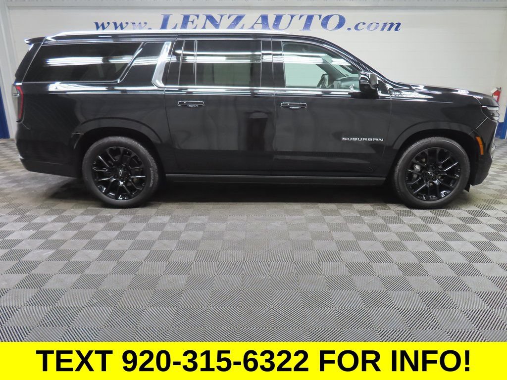 Used 2025 Chevrolet Suburban High Country AWD/4WD image 2