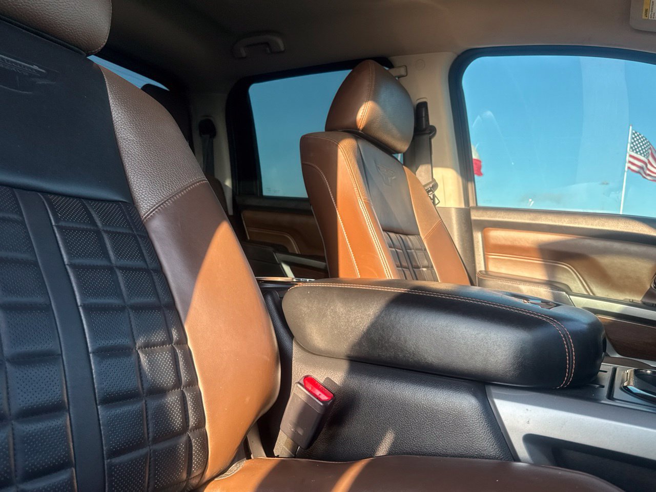 Used 2019 Nissan Titan Platinum Reserve w/ Platinum Utility Package AWD/4WD image 31