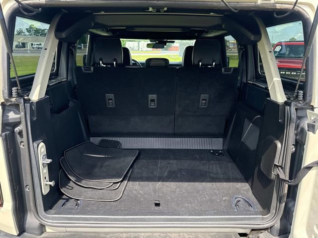 Used 2025 Ford Bronco Outer Banks AWD/4WD image 13