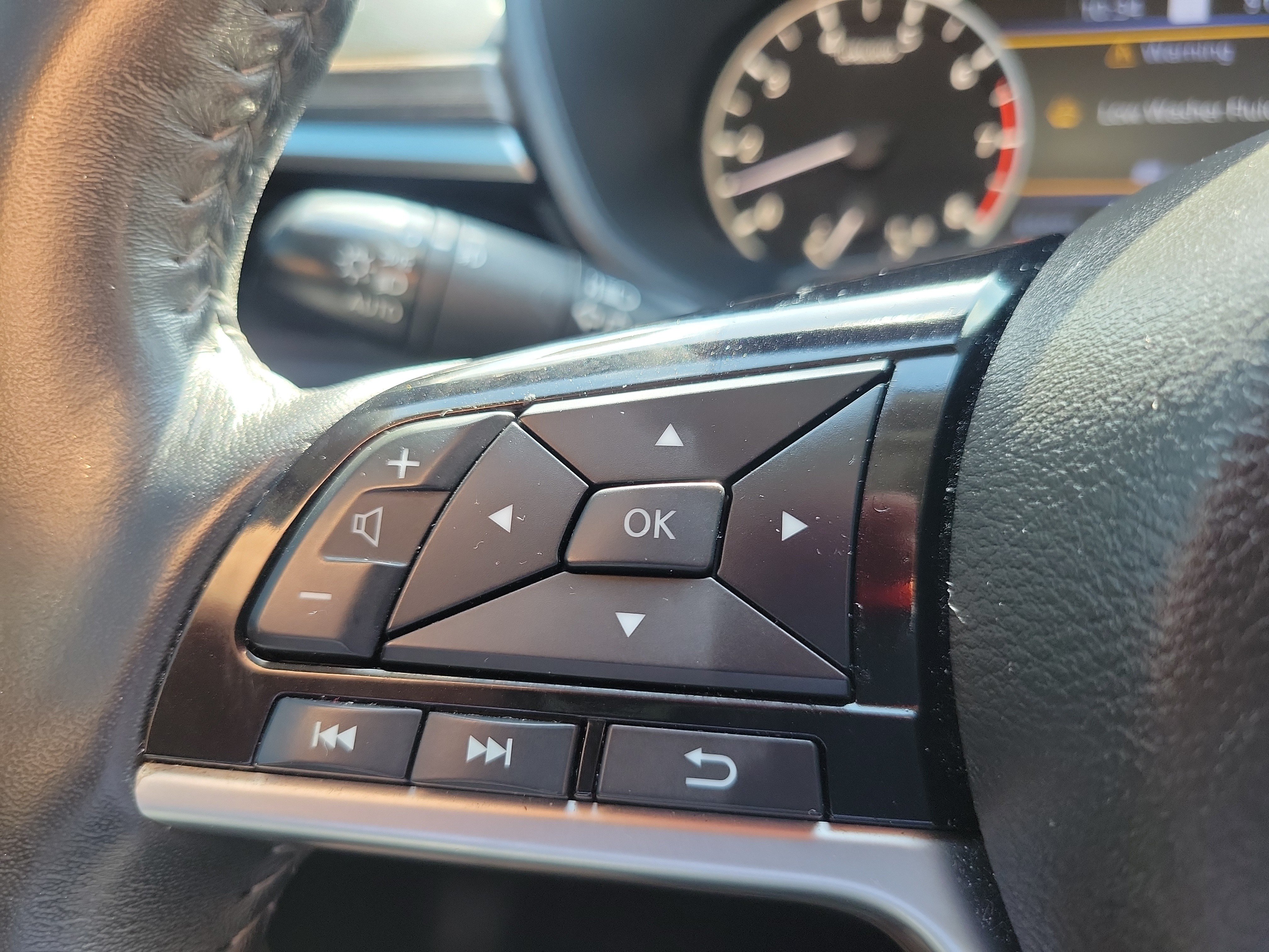Used 2022 Nissan Altima 2.5 SL FWD image 17