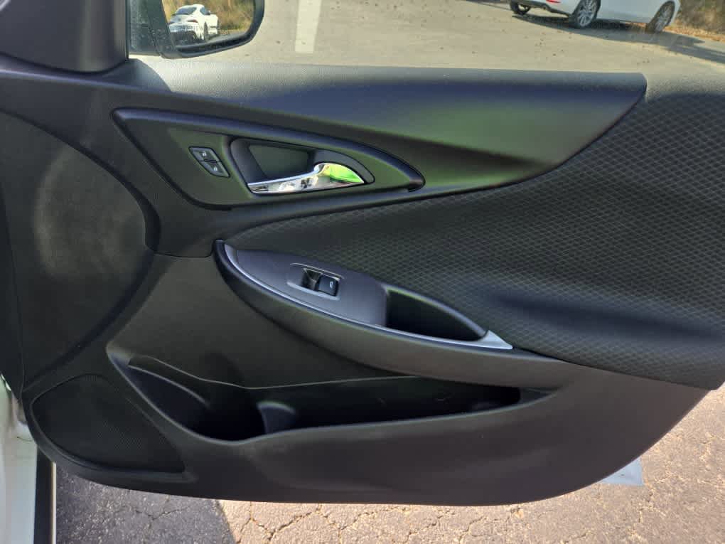 New 2025 Chevrolet Malibu LT FWD image 35