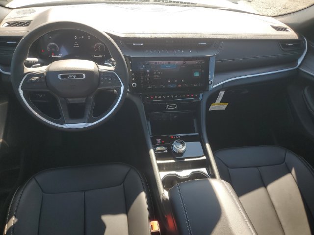New 2026 Jeep Grand Cherokee Limited w/ Limited Altitude Package AWD/4WD image 13