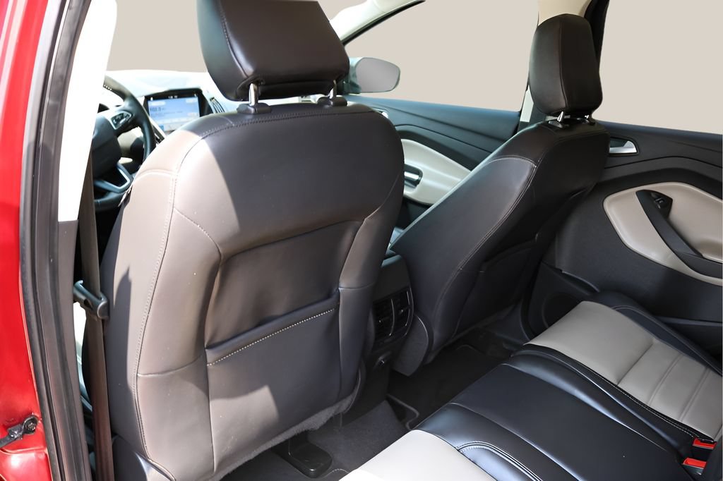 Used 2019 Ford Escape SEL FWD image 14