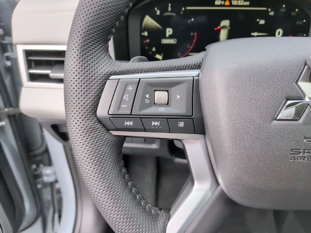 New 2026 Mitsubishi Outlander SE AWD/4WD image 22