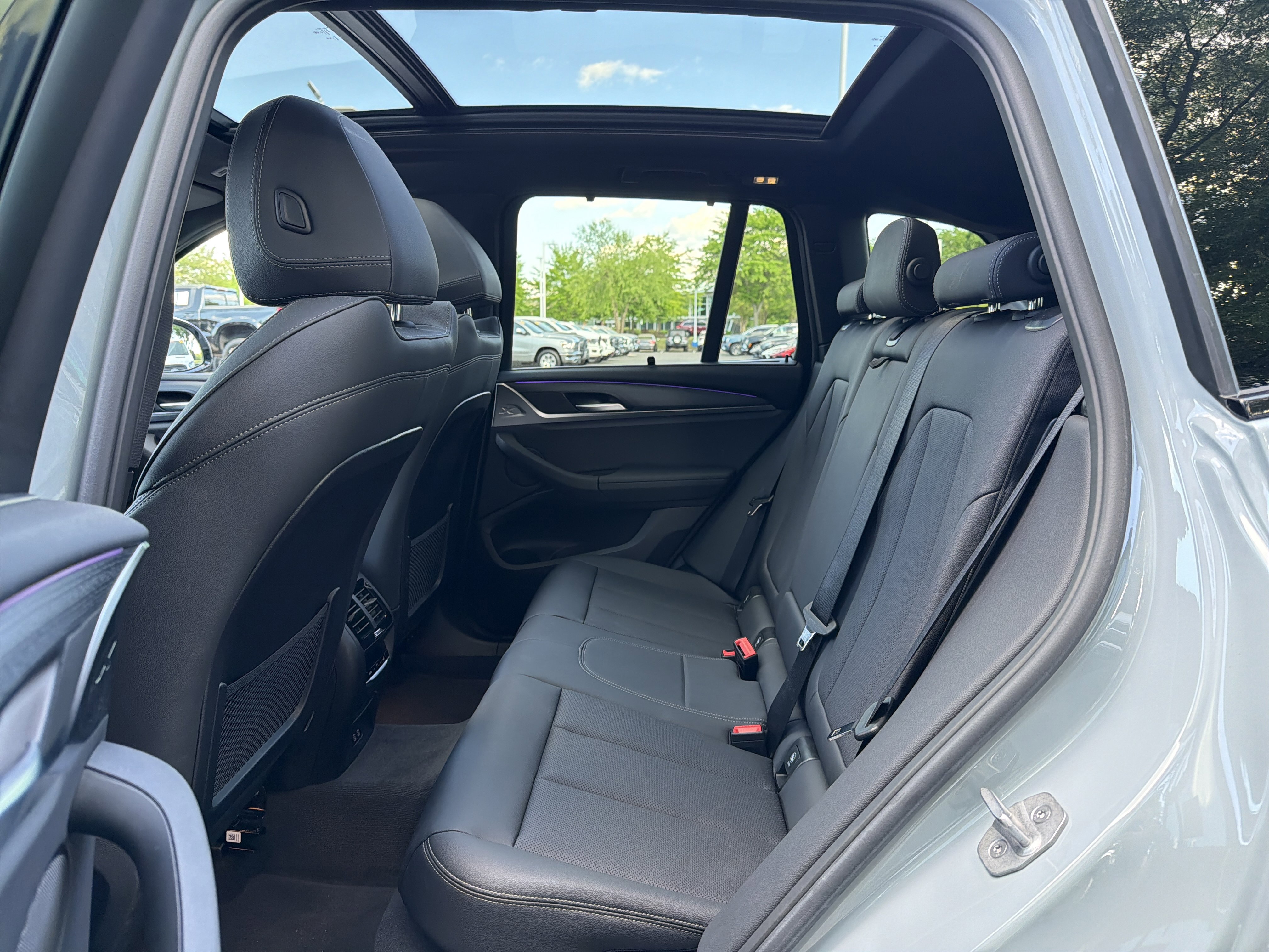 Used 2024 BMW X3 xDrive30i w/ Premium Package w/ZPA AWD/4WD image 32