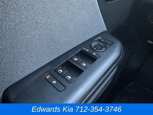New 2025 Kia K4 EX image 24