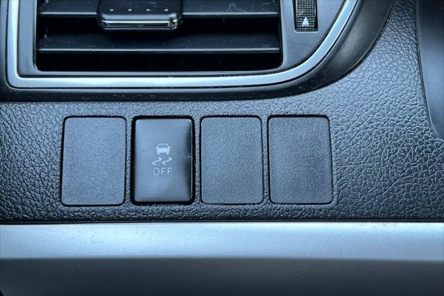 Certified 2017 Toyota Camry SE FWD image 27