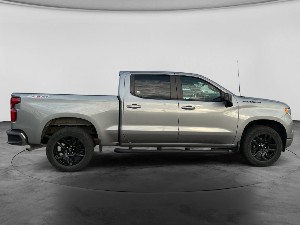 Used 2023 Chevrolet Silverado 1500 RST w/ Convenience Package II AWD/4WD image 11