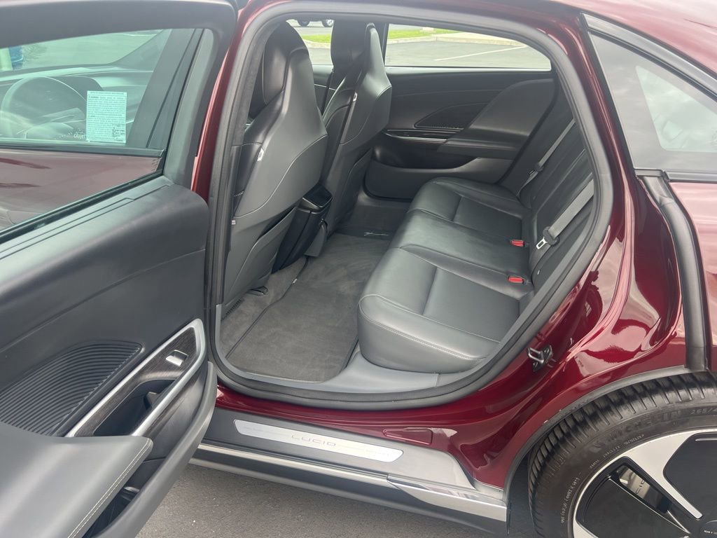 Used 2024 Lucid Air Touring image 31