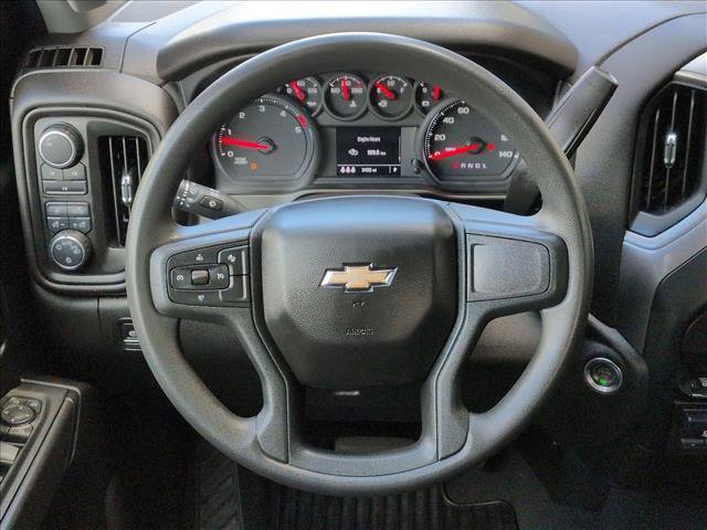 Used 2024 Chevrolet Silverado 2500 Custom w/ Custom Value Package AWD/4WD image 13