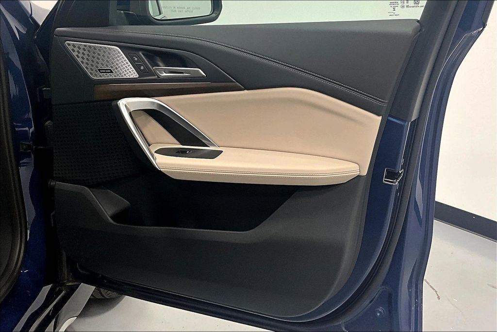 Certified 2025 BMW X1 xDrive28i w/ Technology Package image 19