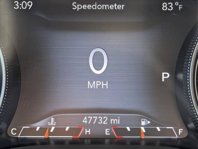 Used 2020 Jeep Cherokee Trailhawk w/ Cold Weather Group AWD/4WD image 11