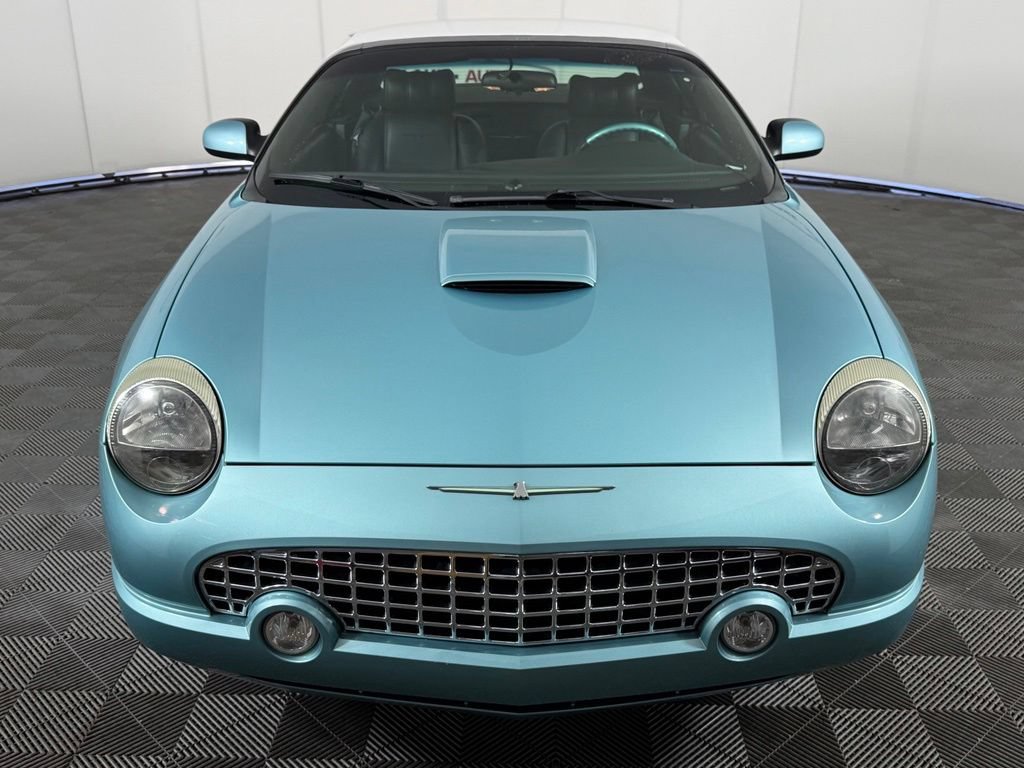 Used 2002 Ford Thunderbird RWD image 2