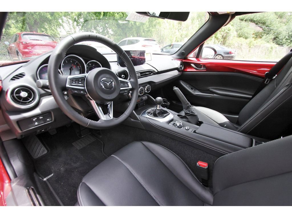 New 2026 MAZDA MX-5 Miata RF Grand Touring image 6