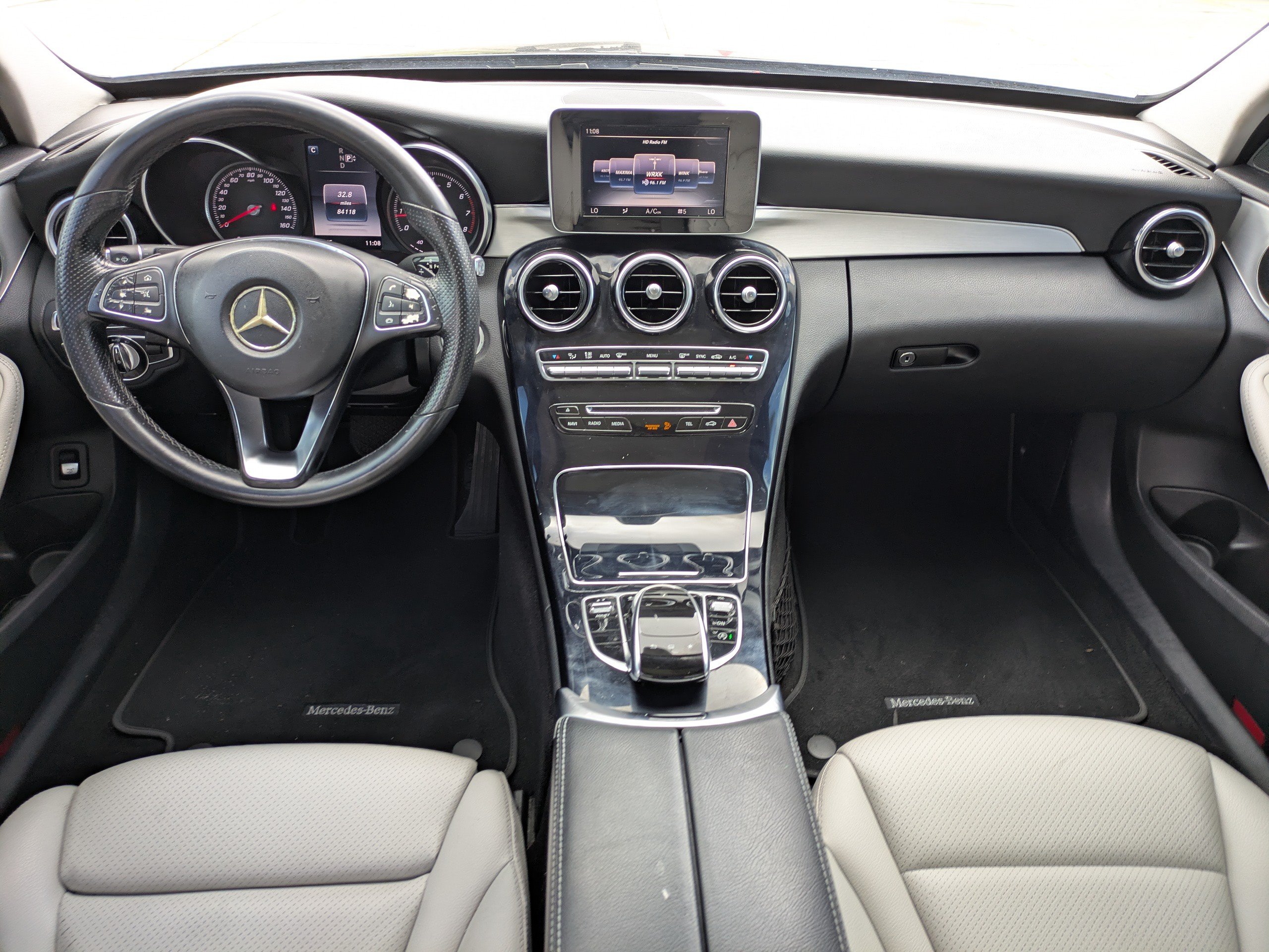 Used 2015 Mercedes-Benz C 300 4MATIC Sedan image 15