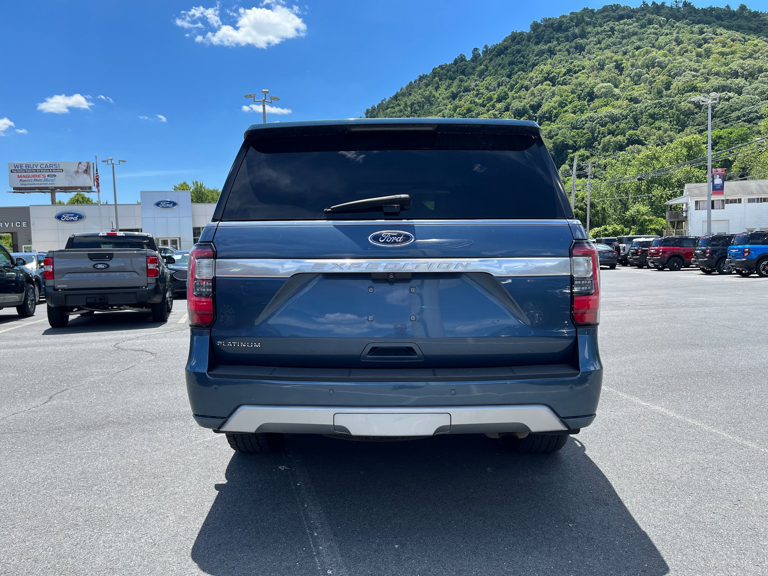 Used 2019 Ford Expedition Platinum AWD/4WD image 6