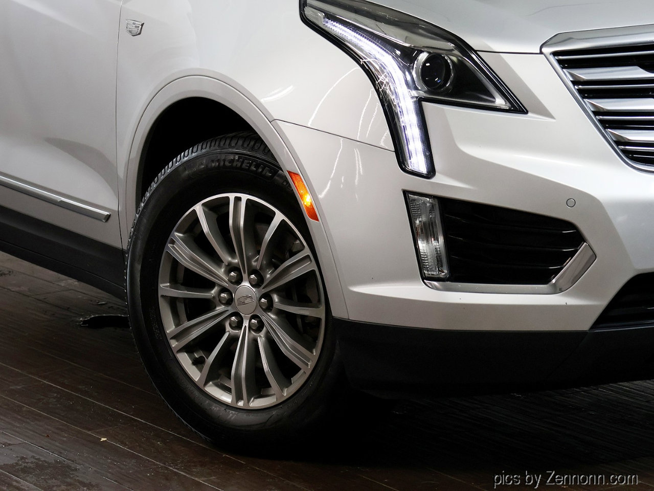 Used 2019 Cadillac XT5 Luxury image 3