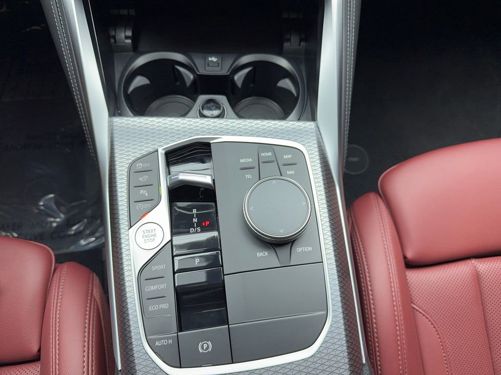 Used 2025 BMW M440i Coupe w/ Premium Package image 27