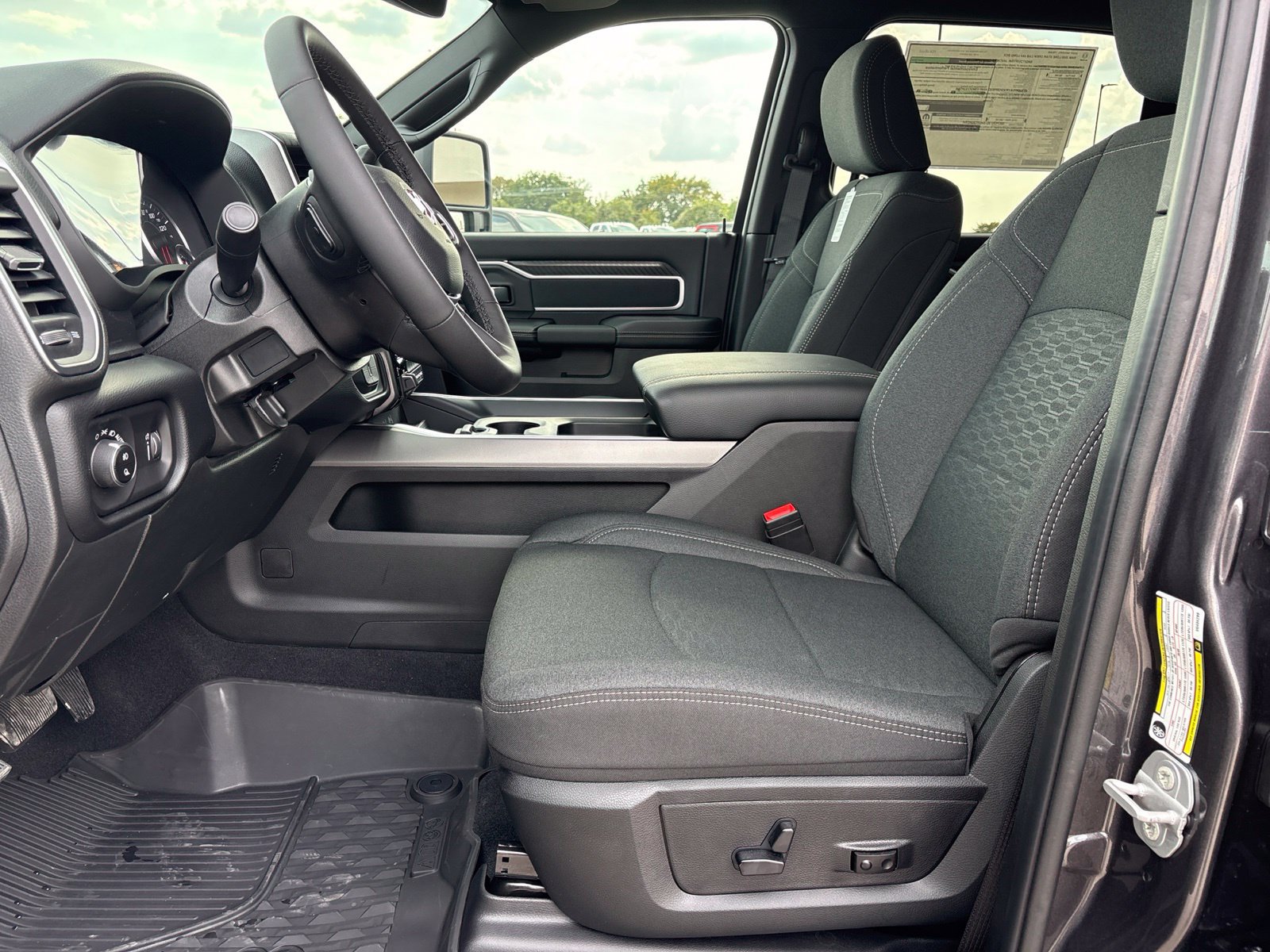New 2027 RAM 3500 Lone Star AWD/4WD image 13