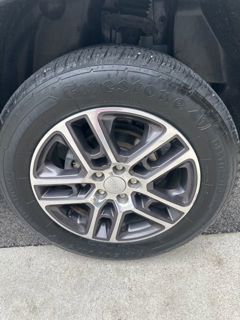 Used 2019 Jeep Compass Latitude w/ Popular Equipment Group AWD/4WD image 12