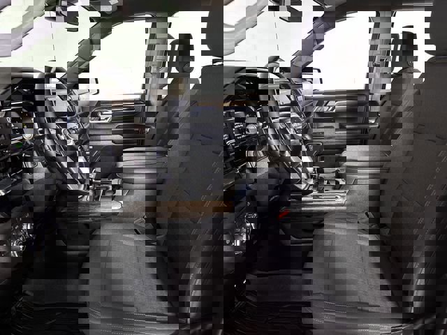 Used 2025 GMC Sierra 1500 Elevation AWD/4WD image 18